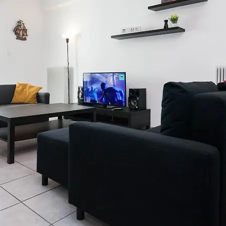 Stylish 1 Bd Apt With Balcony In Kato Petralona *